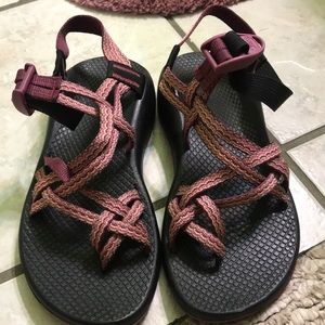 Size 7 women’s Chacos